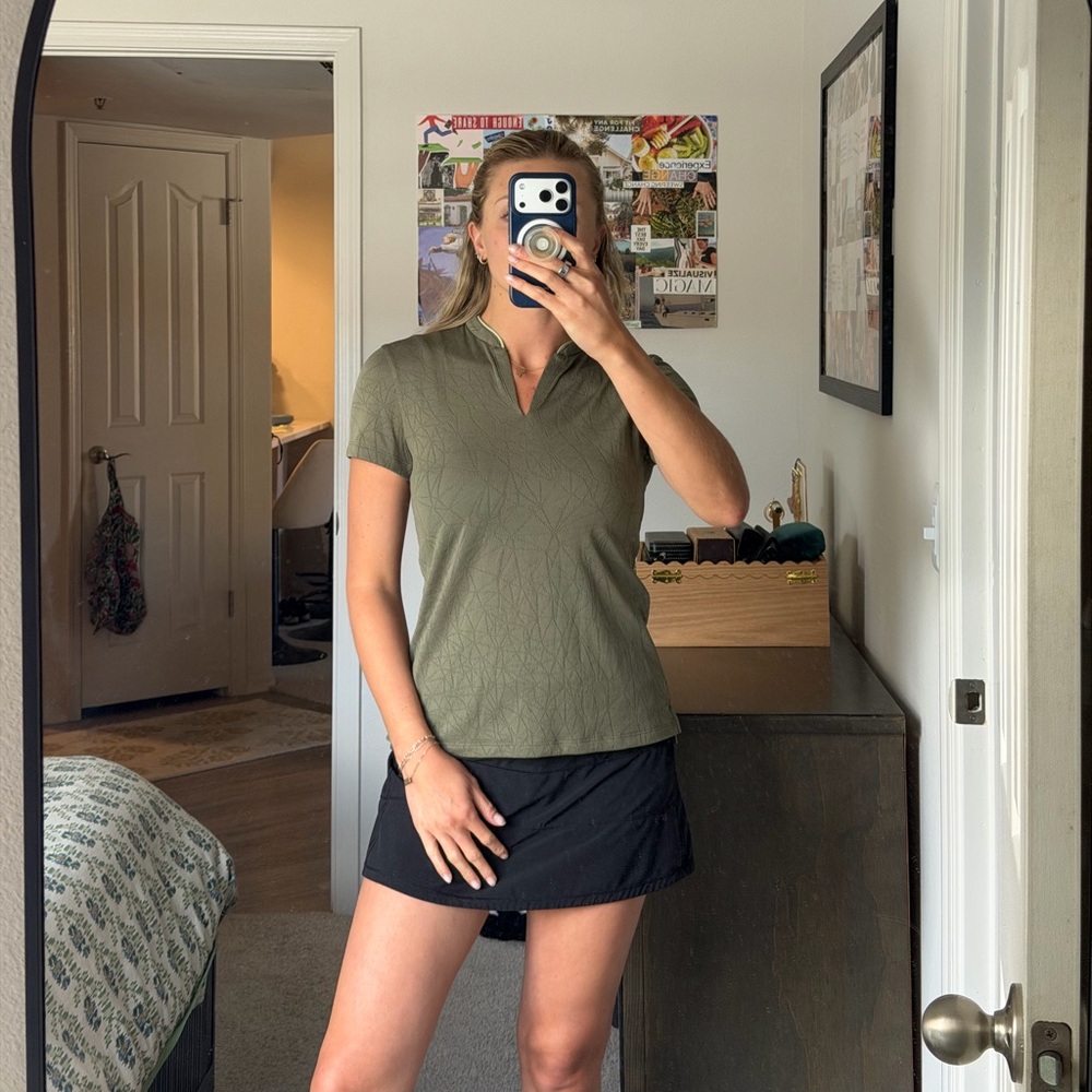 Nik Olive Green Golf/Tennis Short Sleeve